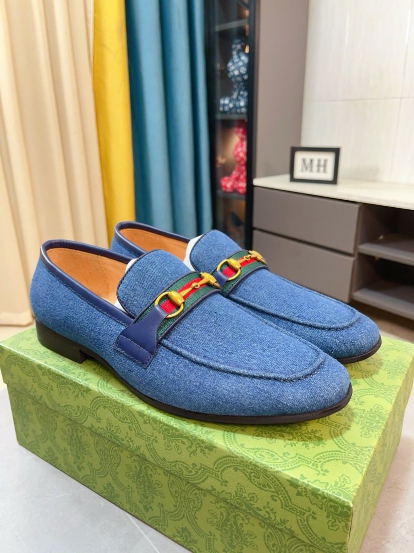 Gucci Horsebit Detail Loafers