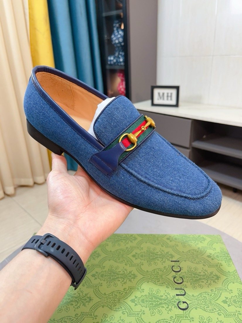 Gucci Horsebit Detail Loafers